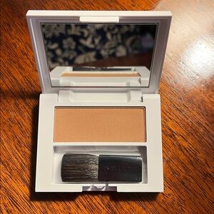 Estee Lauder Bronze Goddess Power Bronzer.
